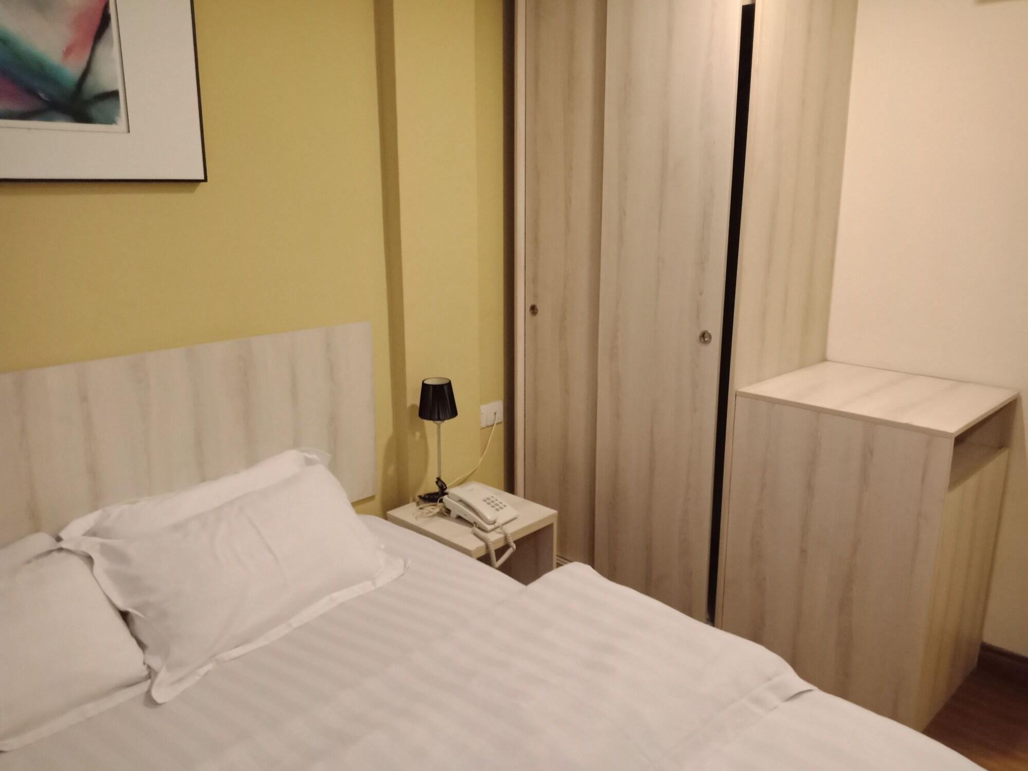 Hotel Zamburger Taman Segar - Previously Home Inn Taman Segar Kuala Lumpur Eksteriør bilde