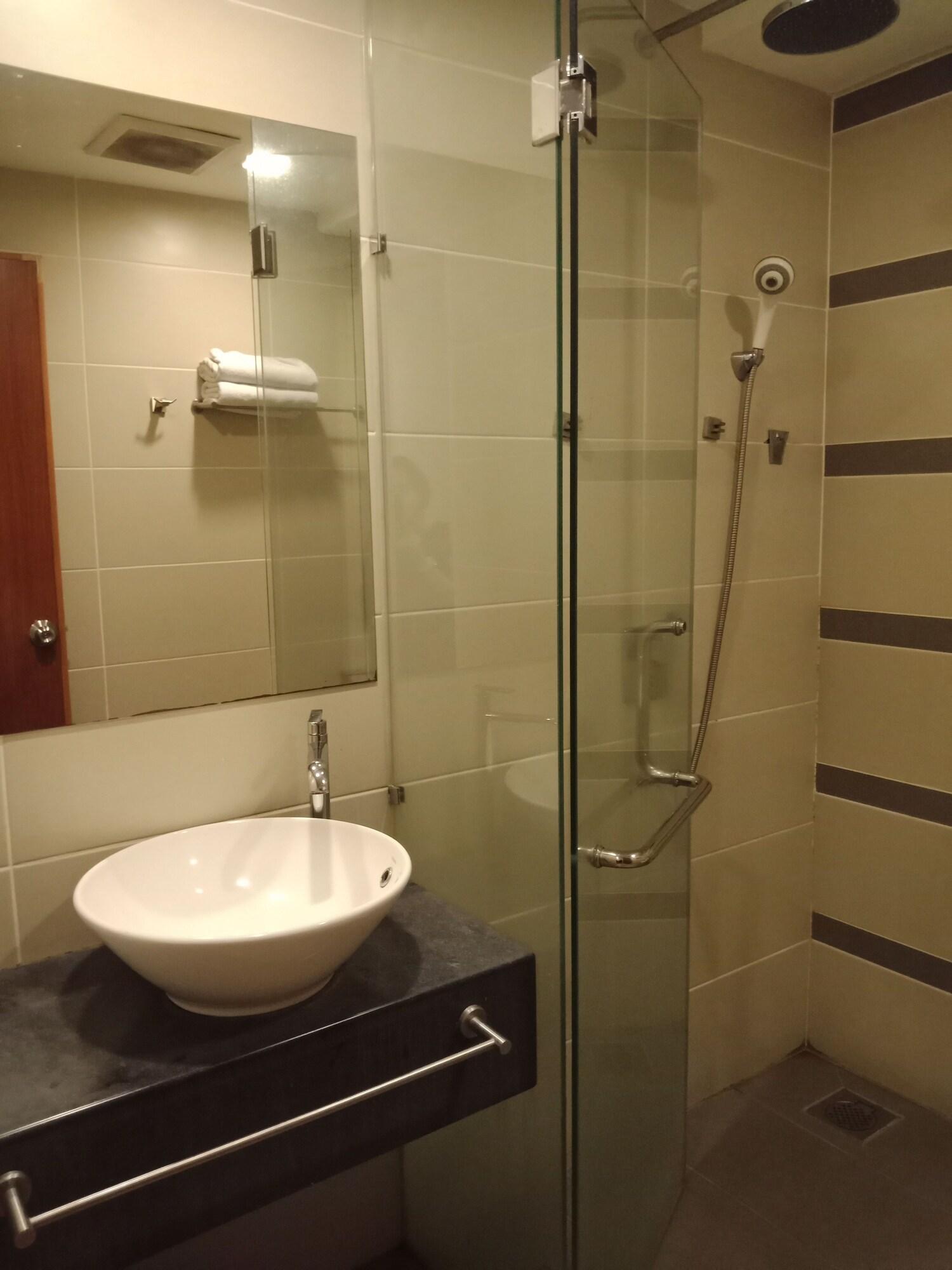 Hotel Zamburger Taman Segar - Previously Home Inn Taman Segar Kuala Lumpur Eksteriør bilde